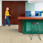 Quick-Step Alpha Bloom – Sea Breeze Oak Beige LVT Flooring (AVMPU40080) - Premium Alpha Bloom collection featuring oak luxury vinyl tile flooring with waterproof technology and easy click-fit installation
