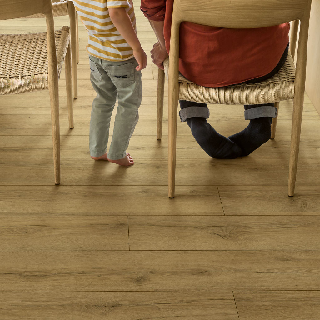 Quick-Step Classic Honey Brown Oak CLM5792 7mm Laminate Flooring (CLM5792) - Premium Quick-Step collection featuring honey luxury vinyl tile flooring with waterproof technology and easy click-fit installation