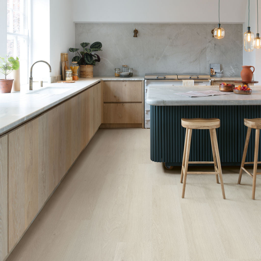 Quick-Step Alpha Bloom – Sea Breeze Oak Light LVT Flooring (AVMPU40079) - Premium Alpha Bloom collection featuring oak luxury vinyl tile flooring with waterproof technology and easy click-fit installation