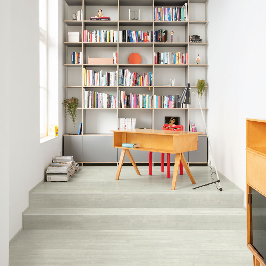 Quick-Step Alpha Bloom – Snow Pine LVT Flooring (AVMPU40204) - Premium Alpha Bloom collection featuring luxury vinyl tile flooring with waterproof technology and easy click-fit installation