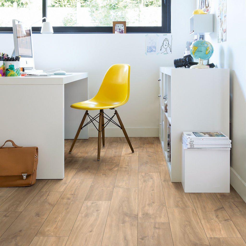 Quick-Step Classic Midnight Oak Natural CLM1487 8mm Laminate Flooring (CLM1487) - Premium Quick-Step collection featuring oak luxury vinyl tile flooring with waterproof technology and easy click-fit installation