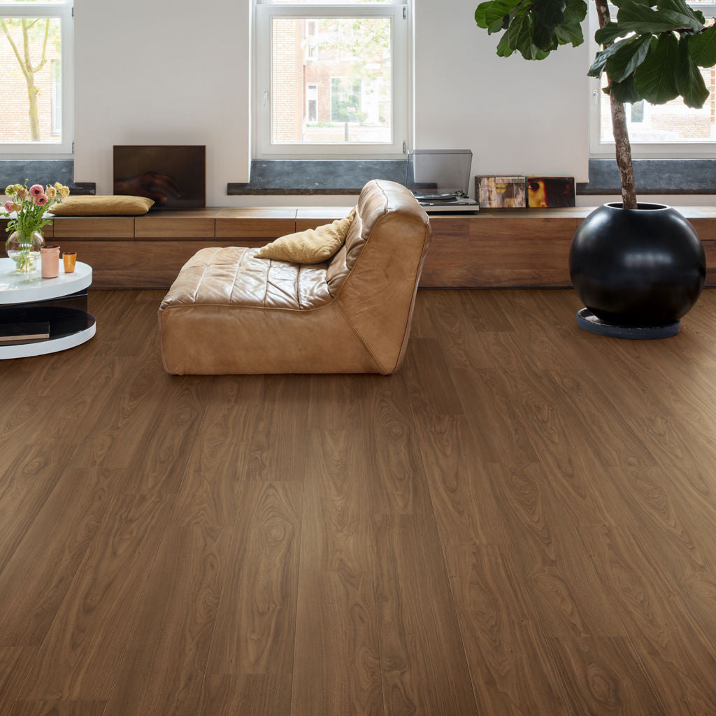 Quick-Step Capture Chic Walnut SIG4761 9mm Laminate Flooring (SIG4761) - Premium Quick-Step collection featuring luxury vinyl tile flooring with waterproof technology and easy click-fit installation