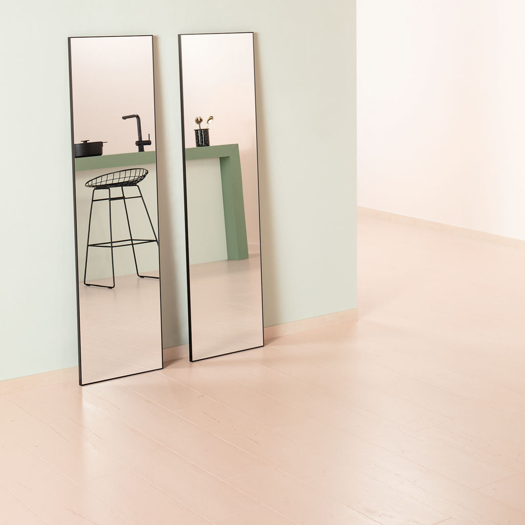 Quick-Step Capture Painted Oak Rose SIG4754 9mm Laminate Flooring (SIG4754) - Premium Quick-Step collection featuring oak luxury vinyl tile flooring with waterproof technology and easy click-fit installation