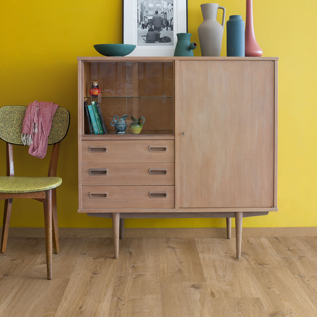 Quick-Step Alpha Bloom – Cotton Oak Natural LVT Flooring (AVMPU40104) - Premium Alpha Bloom collection featuring oak luxury vinyl tile flooring with waterproof technology and easy click-fit installation