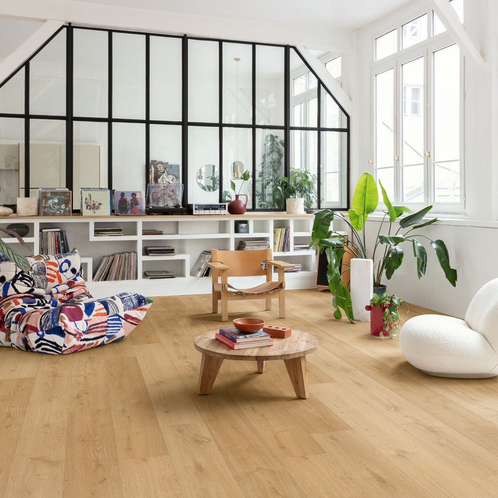 Quick-Step Alpha Bloom – Elegant Oak Natural (AVMPU40316) - Premium Alpha Bloom collection featuring oak luxury vinyl tile flooring with waterproof technology and easy click-fit installation