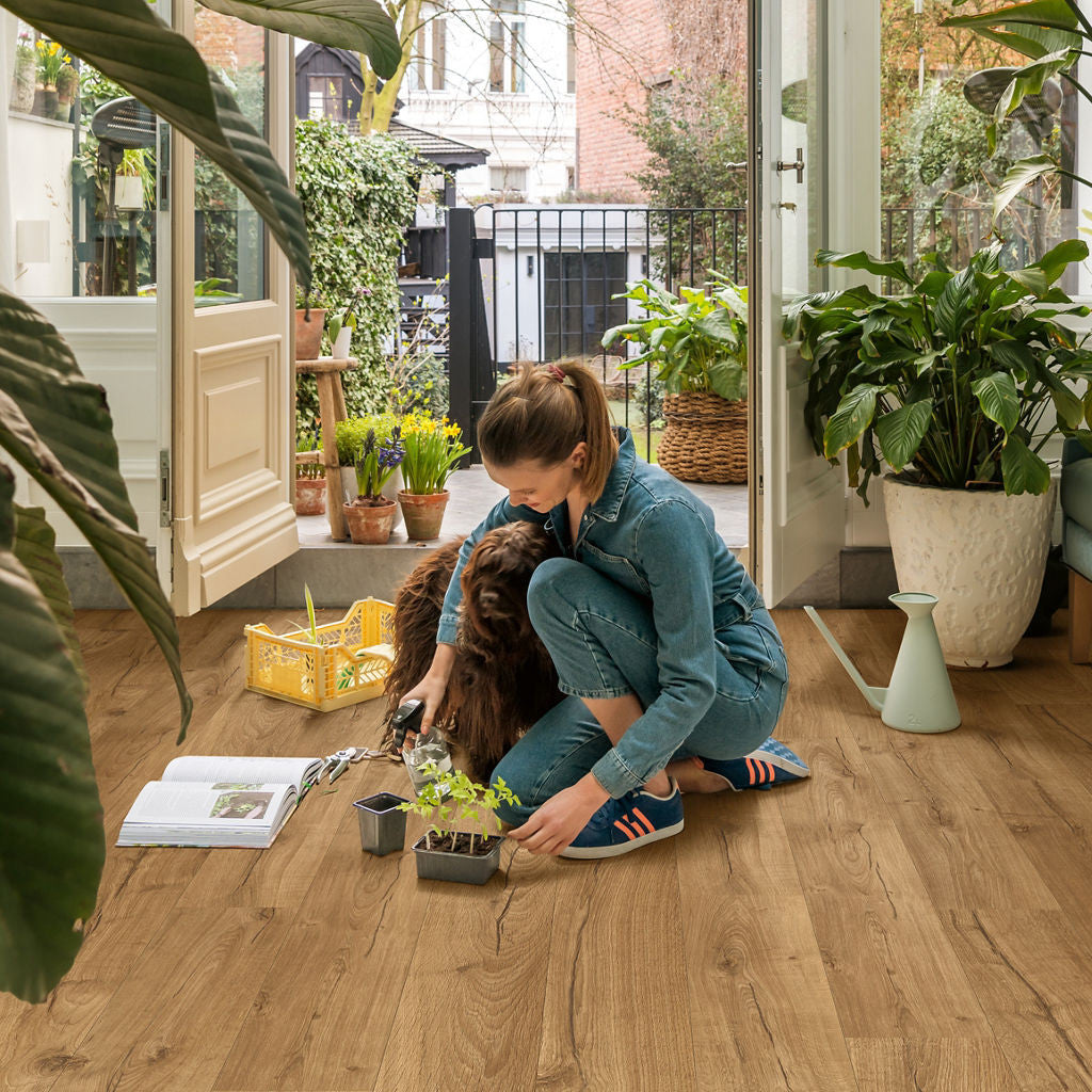 Quick‑Step Impressive Classic Oak Natural 8mm Laminate Flooring (IM1848) - Premium Impressive collection featuring oak luxury vinyl tile flooring with waterproof technology and easy click-fit installation