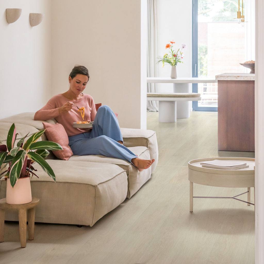 Quick-Step Alpha Bloom – Sea Breeze Oak Light LVT Flooring (AVMPU40079) - Premium Alpha Bloom collection featuring oak luxury vinyl tile flooring with waterproof technology and easy click-fit installation