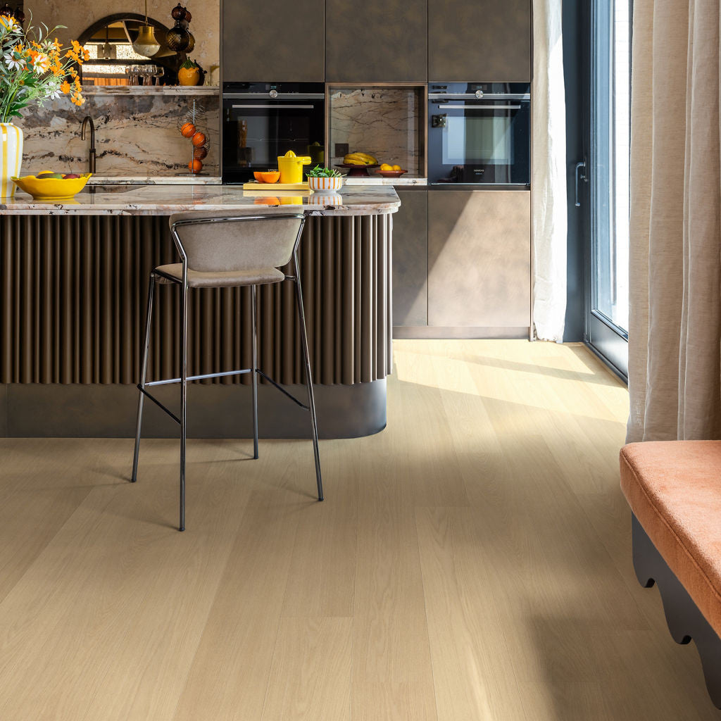 Quick-Step Capture Beige Varnished Oak SIG4750 9mm Laminate Flooring (SIG4750) - Premium Quick-Step collection featuring beige luxury vinyl tile flooring with waterproof technology and easy click-fit installation